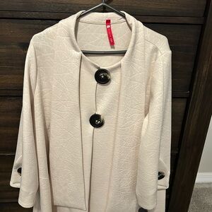 IC COLLECTION Textured Cream Cape Coat